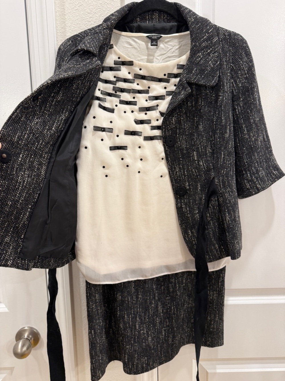 Talbots Suit Black White Tweed Tie Front 3/4 Sleeve + matching top - Picture 2 of 3